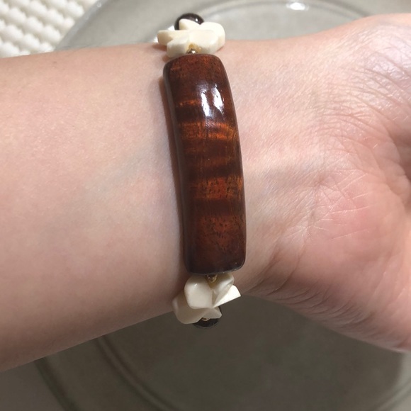 *Free Add On* Wooden Charms Tropical Bracelet - Picture 4 of 5
